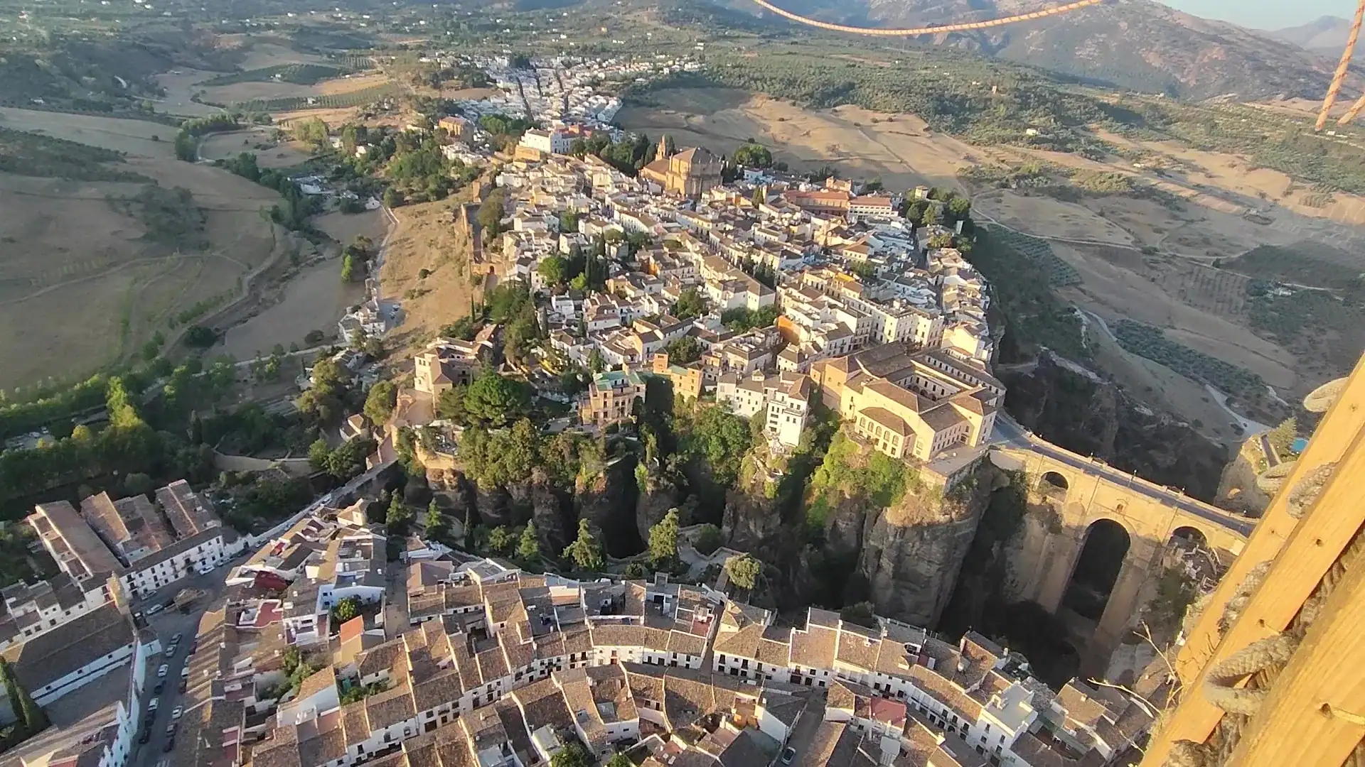 Viajes y paseos en globo en Ronda, cerca de Málaga, Marbella y la Costa del Sol