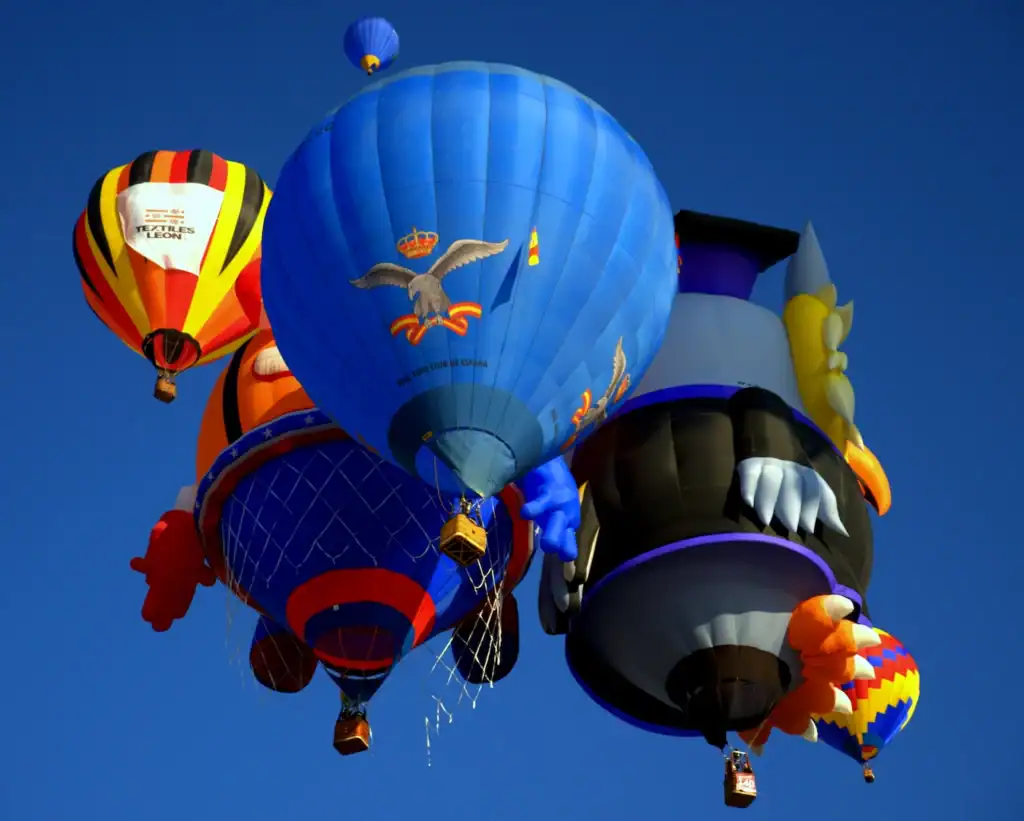 Regata de globos organizada por ayuntamiento